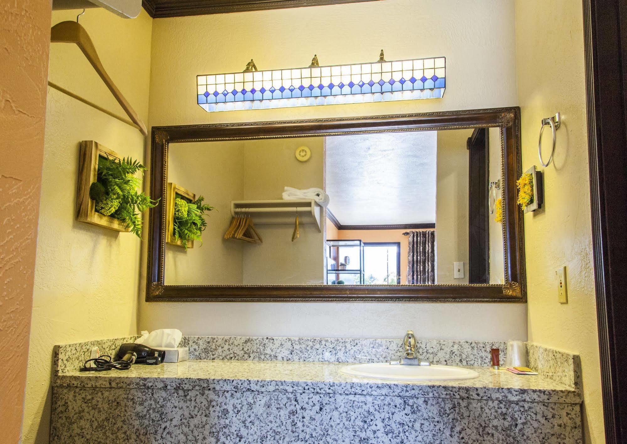 Mountain View Lodge Parowan エクステリア 写真